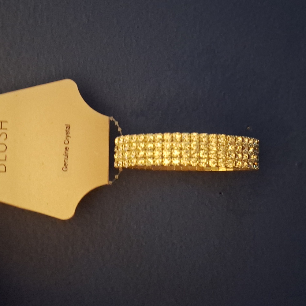 Blush genuine crystal bracelet